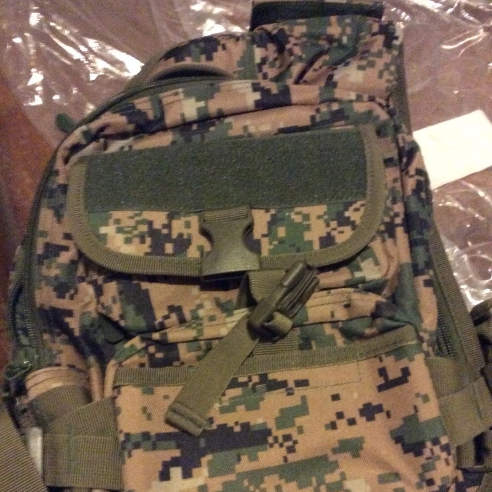 Military Backpack One Strap - Picture 2 of 3